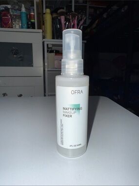 OFRA Mattifying Makeup Fixer Spray